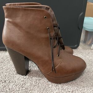 Women's Brown Lace-Up Ankle Boots